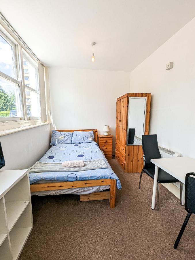 Apartamento Cozy - With Private Kitchens & Bathrooms