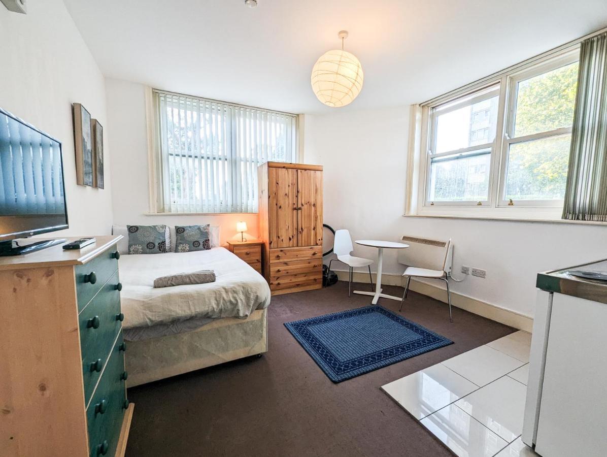 Cozy - With Private Kitchens & Bathrooms Apartamento Portsmouth
